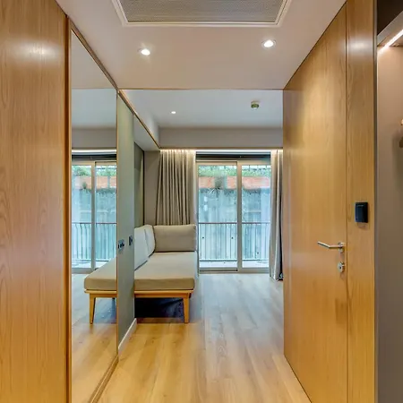 Hotel Acta The Clover 4*