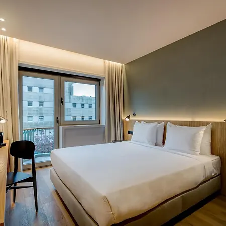 Acta The Clover 4* Oporto