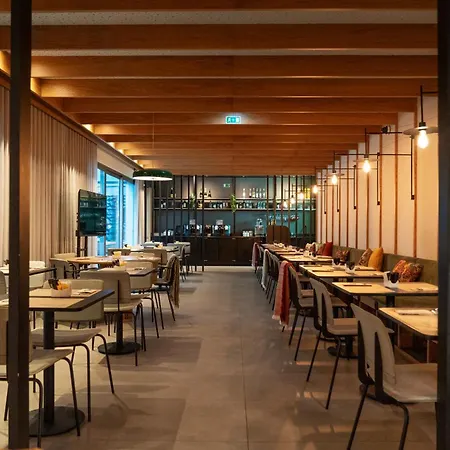 Hotel Acta The Clover Oporto